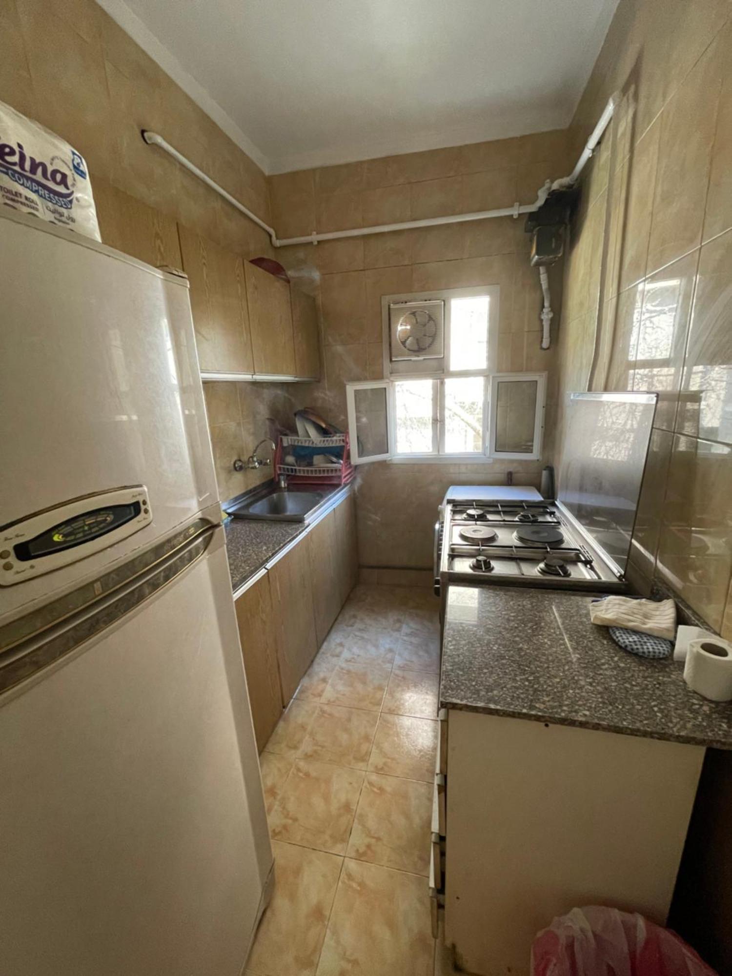A Cozy With Private Bathroom Apartment Cairo